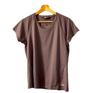 The North Face Women's Training T-Shirt in Gray, Size L